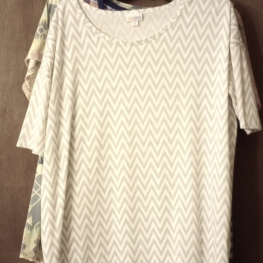 M LuLaRoe Irma